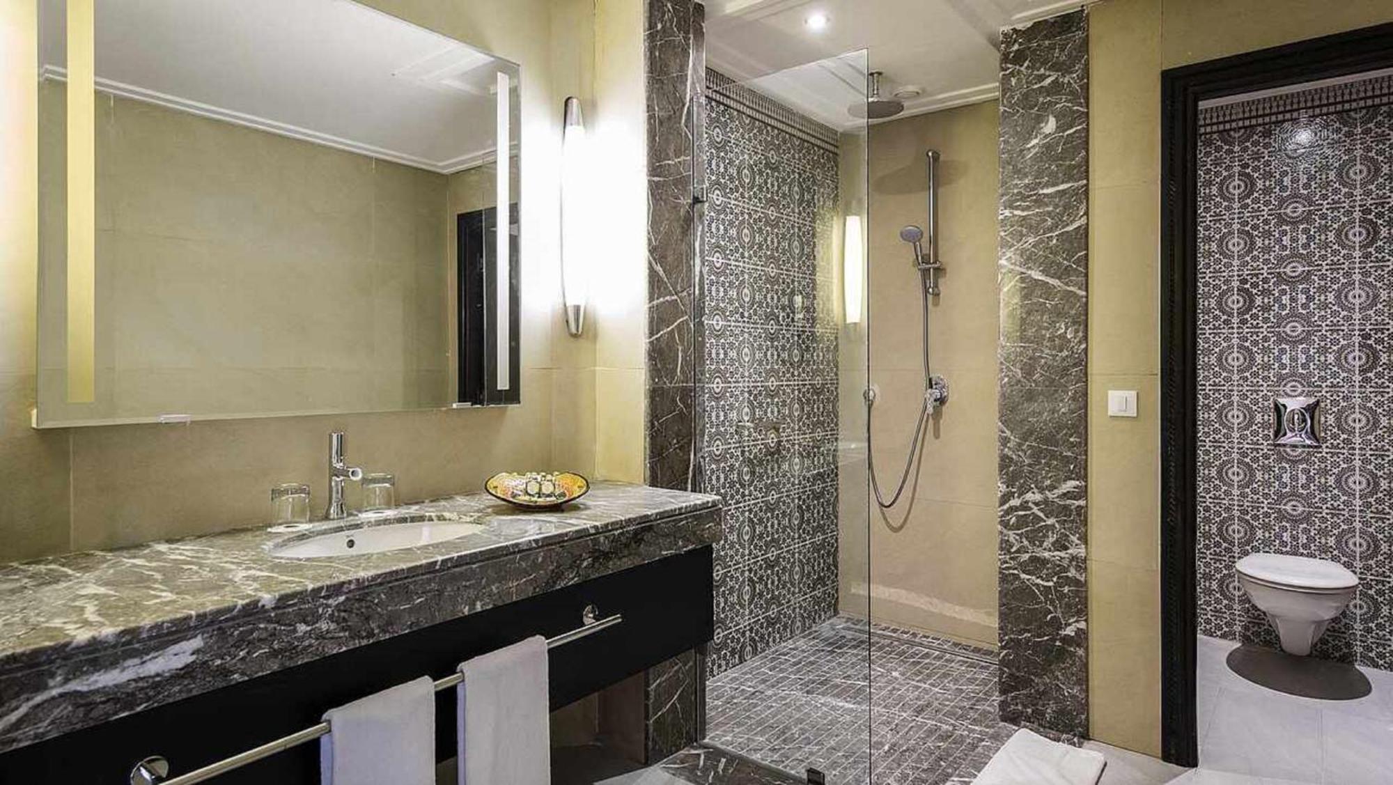 Standard Suite