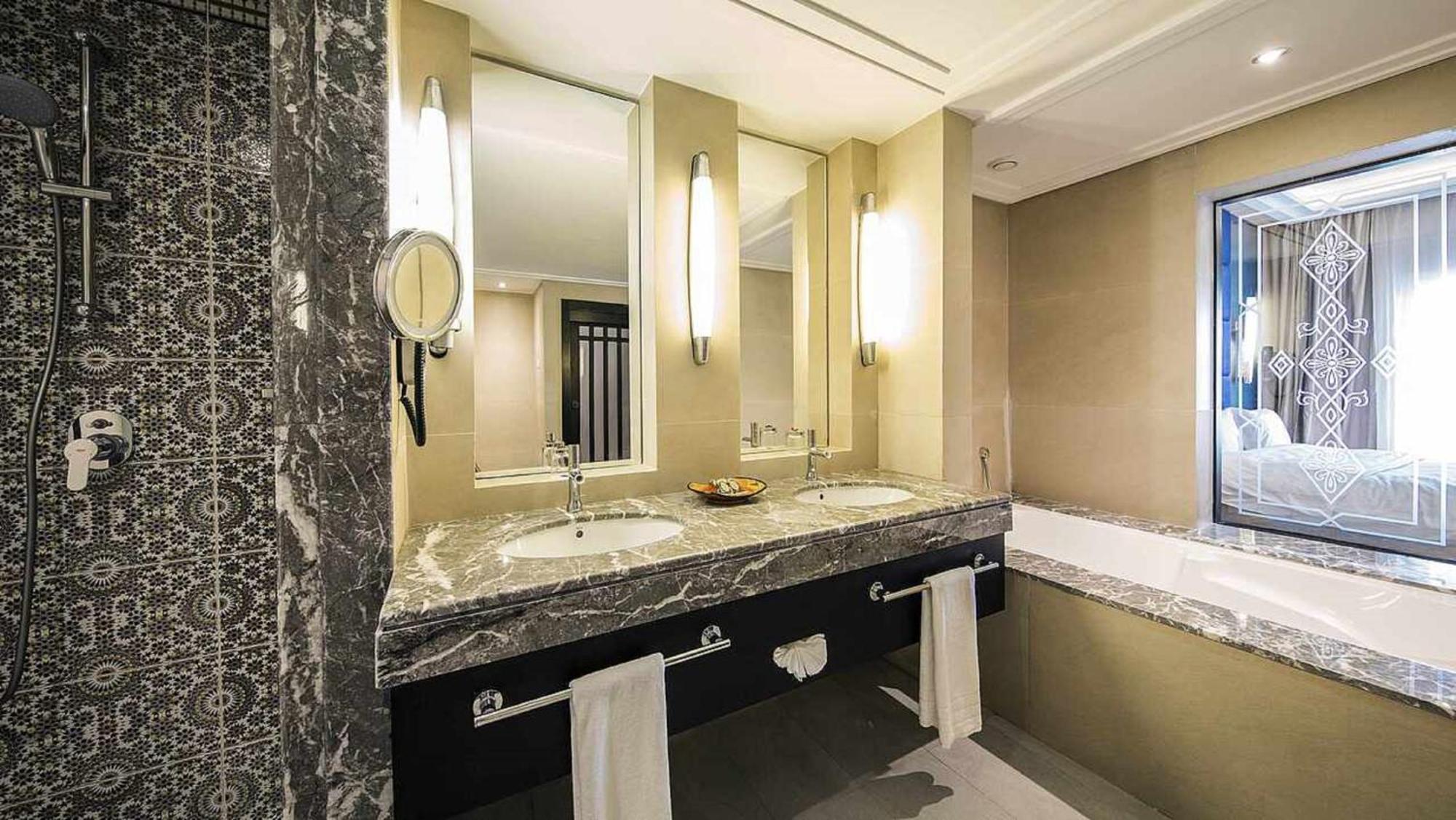 Standard Suite